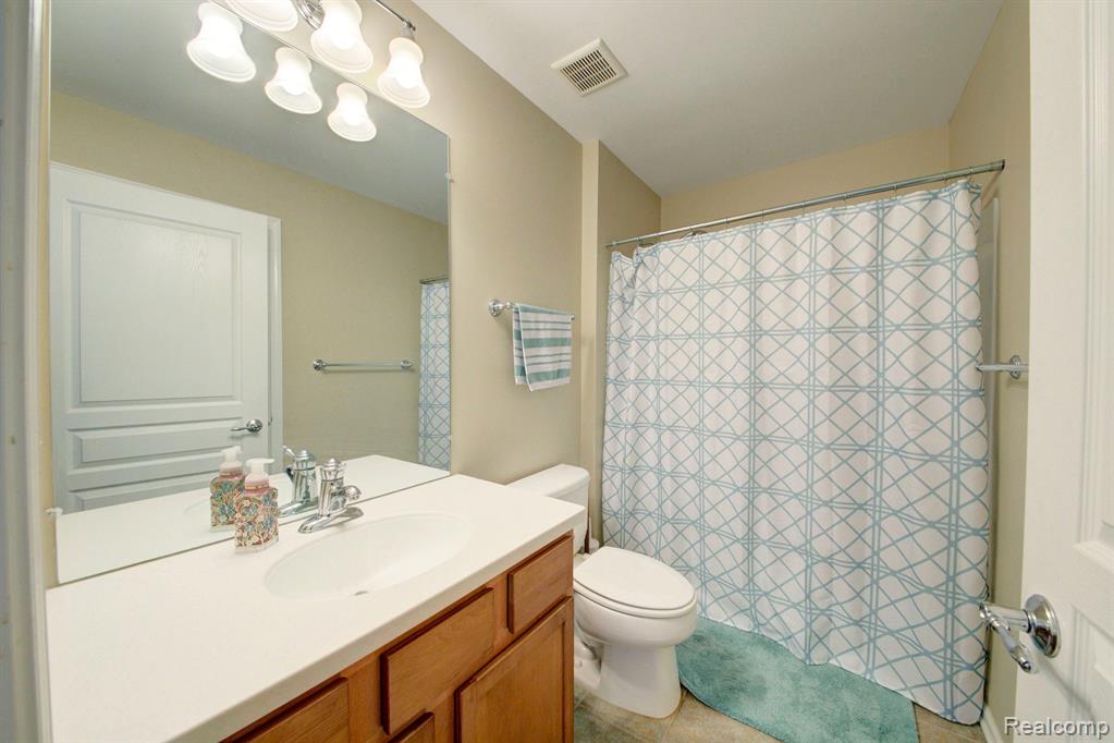 1947 VANDERBILT Road, Canton, MI 48188 — Photo 34