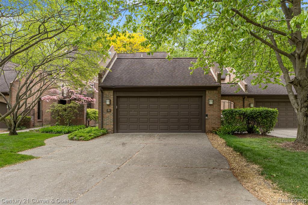 5 Timberlane Court, Dearborn, MI 48126 — Photo 3
