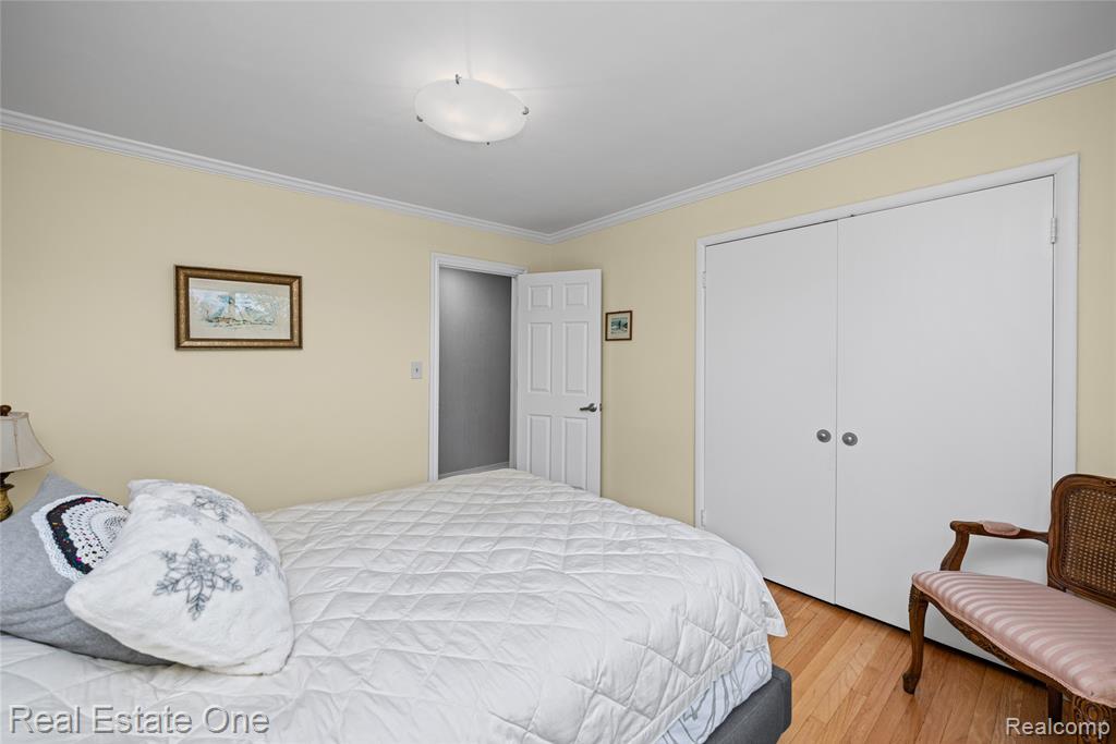 26336 Pillsbury Street, Farmington, MI 48334 — Photo 38