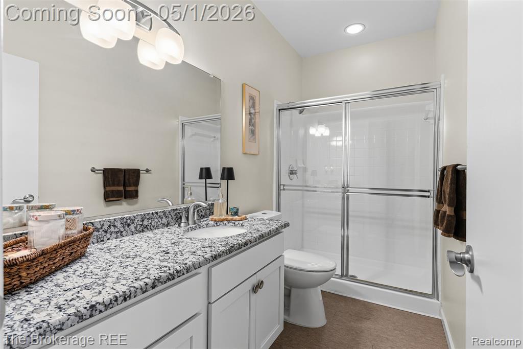 29374 Laurel Drive, Farmington Hills, MI 48331 — Photo 22