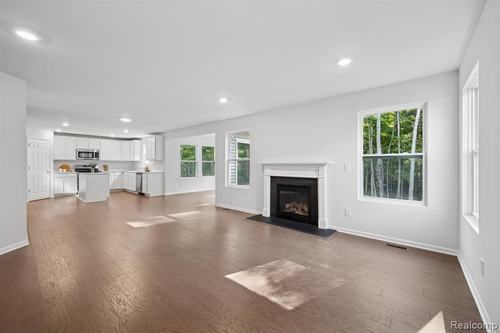 4278 Oak Street, Grand Blanc, MI 48439 — Photo 9
