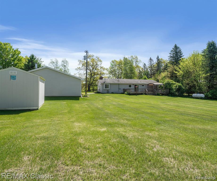 11589 OWOSSO Road, Fowlerville, MI 48836 — Photo 41