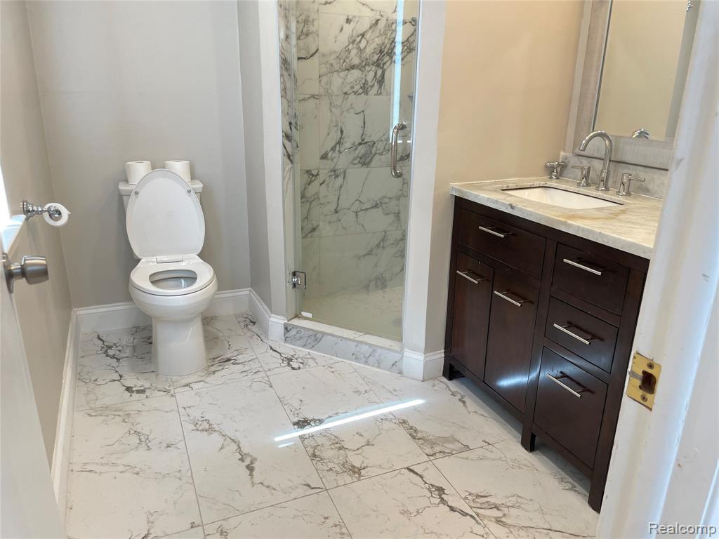 2505 Rambling Way, Bloomfield Hills, MI 48302 — Photo 12