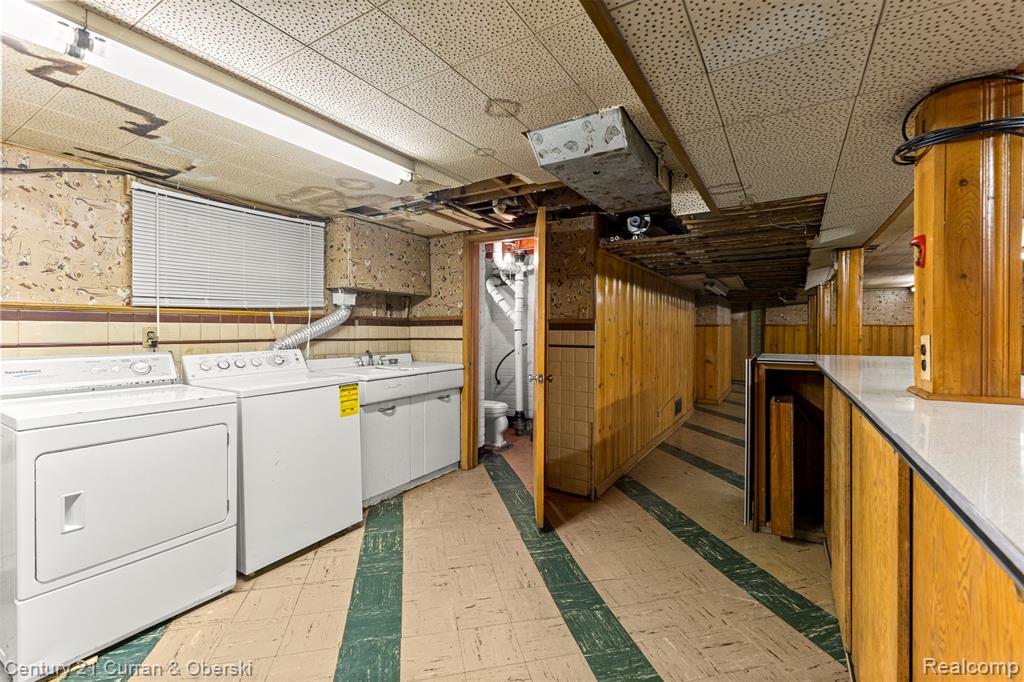 7502 Coolidge, Center Line, MI 48015 — Photo 40