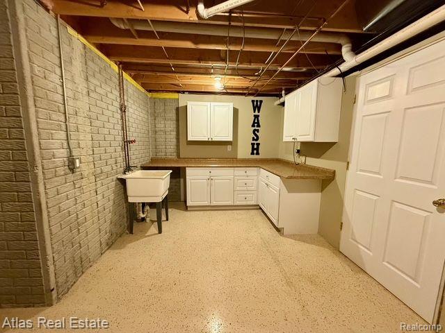 8221 FOX HOLLOW Road, Goodrich Vlg, MI — Photo 33