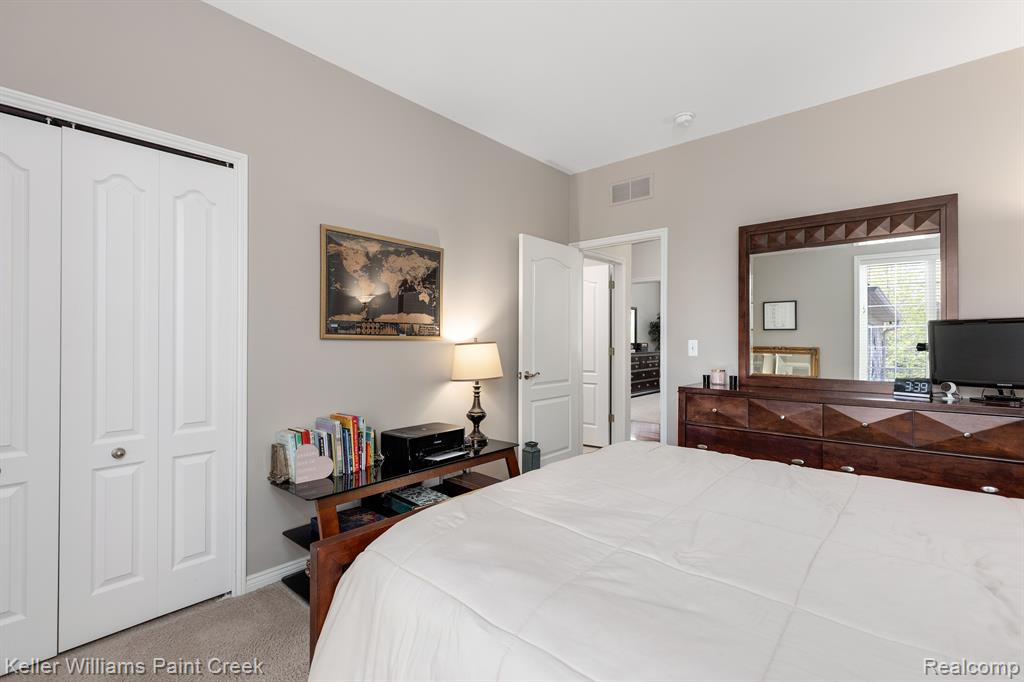 5504 Eagleview Court, Clarkston, MI 48348 — Photo 16