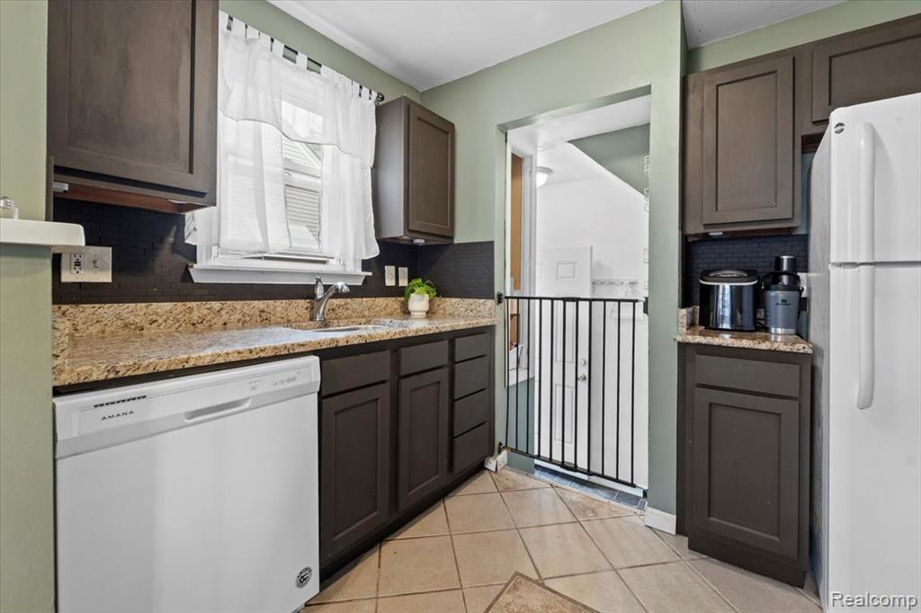 6911 Polk Street, Taylor, MI 48180 — Photo 8