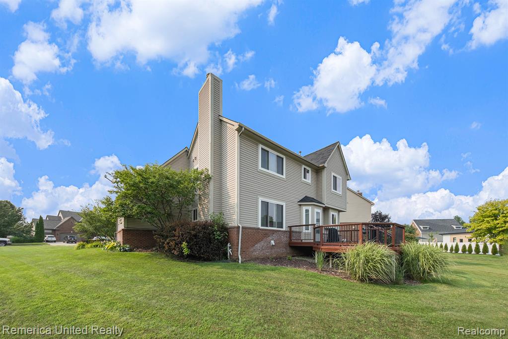 28016 Stillwater Court, South Lyon, MI 48165 — Photo 4