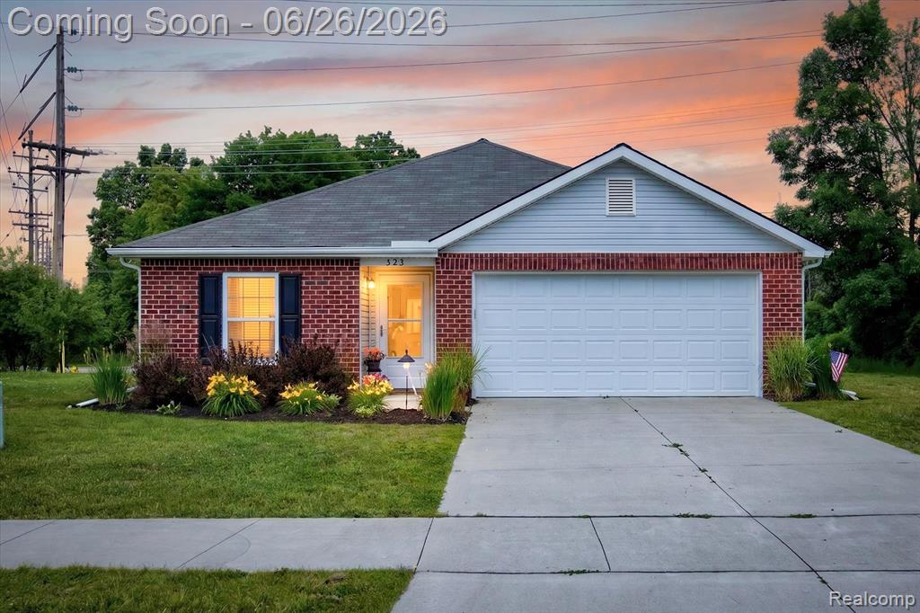 528 Turn Bull Street, Lapeer, MI 48446 — front exterior