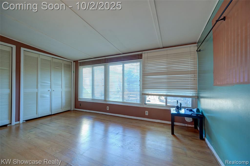 5596 Eldridge Drive, Waterford, MI 48327 — Photo 36