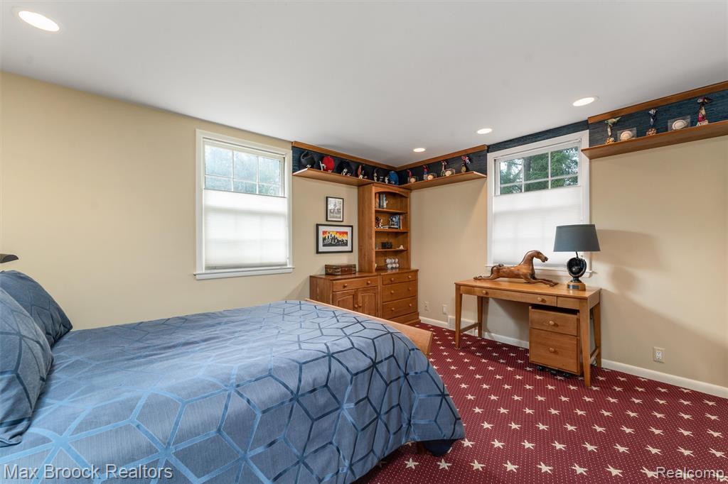 919 W Glengarry Circle, Bloomfield Hills, MI 48301 — Photo 45