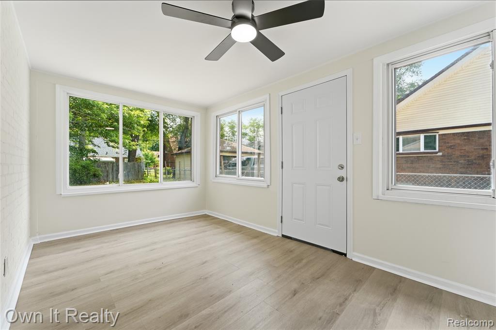 15490 Warwick Street, Detroit, MI 48223 — Photo 19
