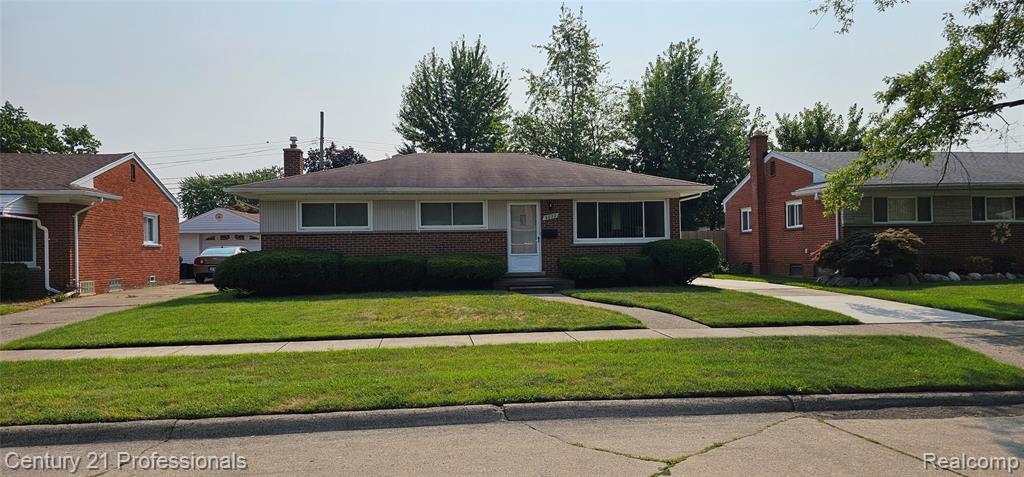 9022 Winston, Redford, MI 48239 — Photo 2