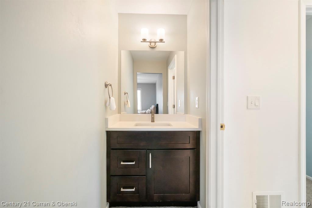 18489 Fox Hollow Court, Northville, MI 48168 — Photo 44