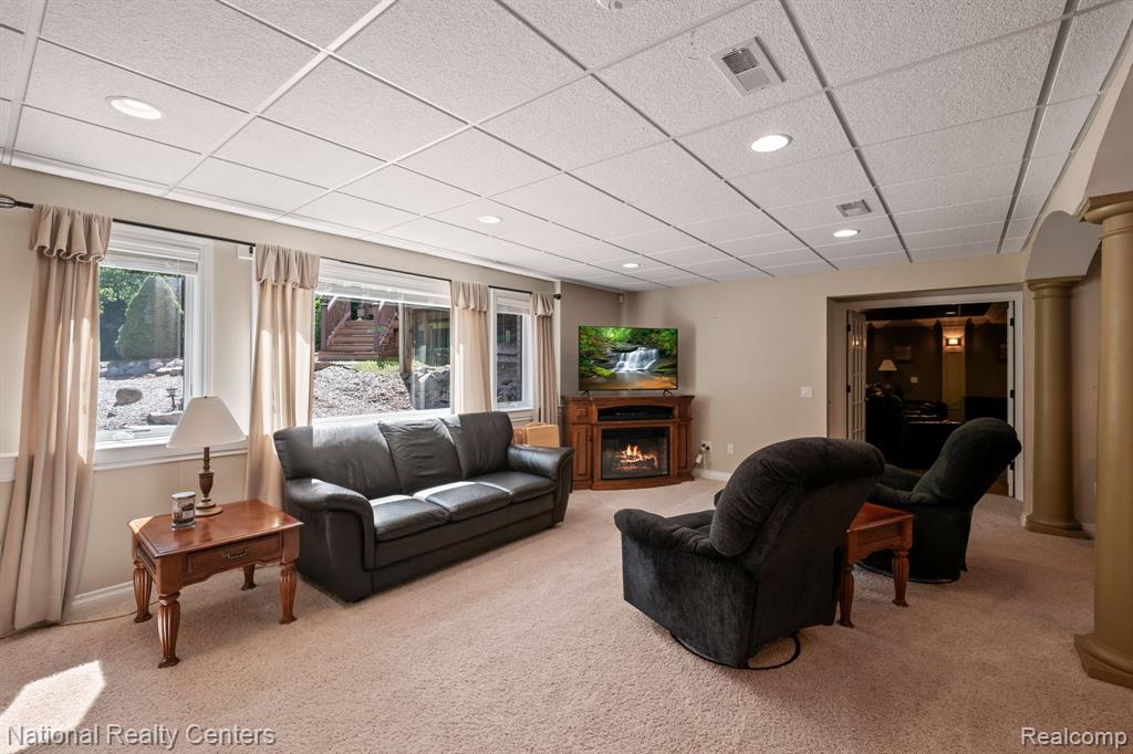 10180 Hadley Road, Clarkston, MI 48348 — Photo 27