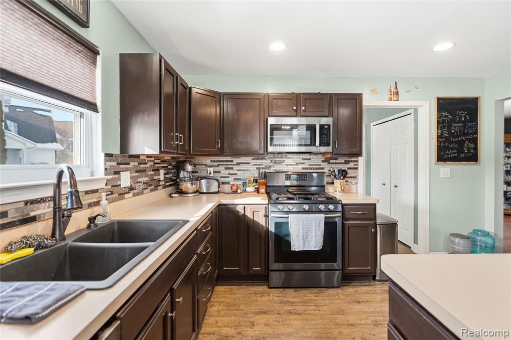 2238 Antrim Court, Davison, MI 48423 — Photo 5