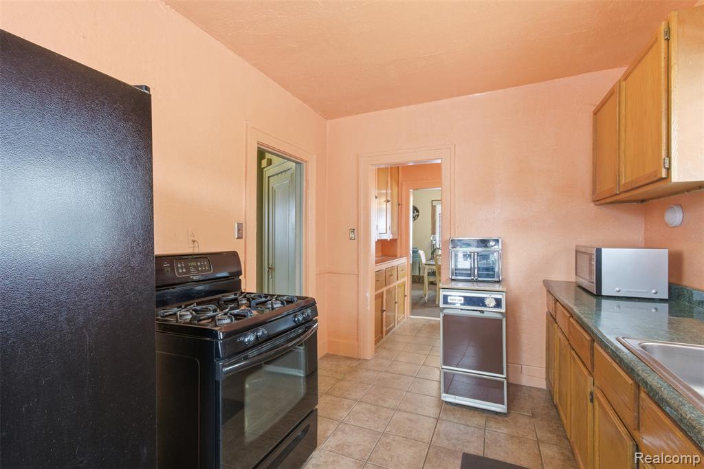3805 Seneca Street, Detroit, MI 48214 — Photo 10