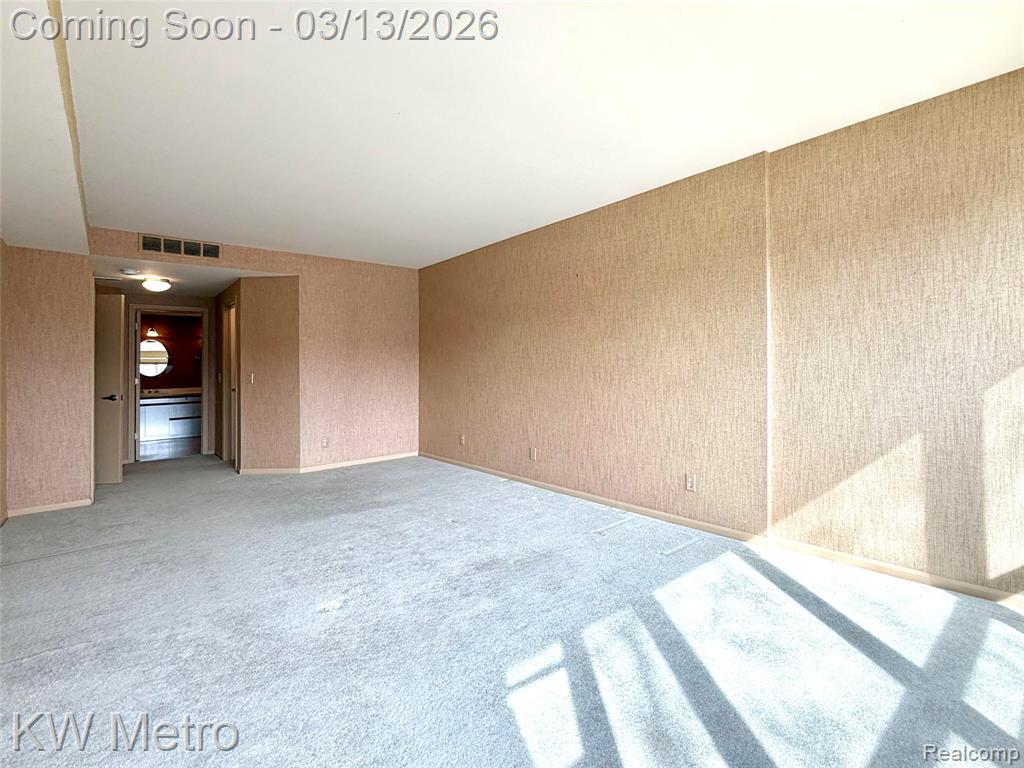 875 Greenview Court, Rochester Hills, MI 48307 — Photo 20