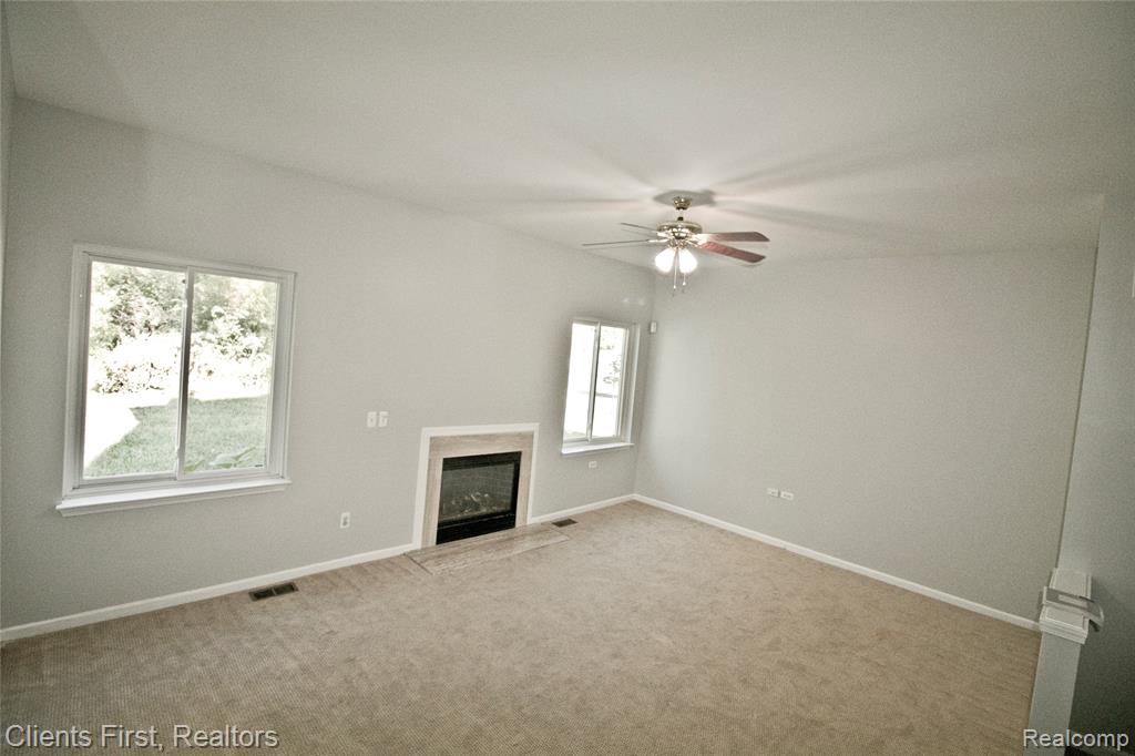 8543 Barrington Drive, Ypsilanti, MI 48198 — Photo 21