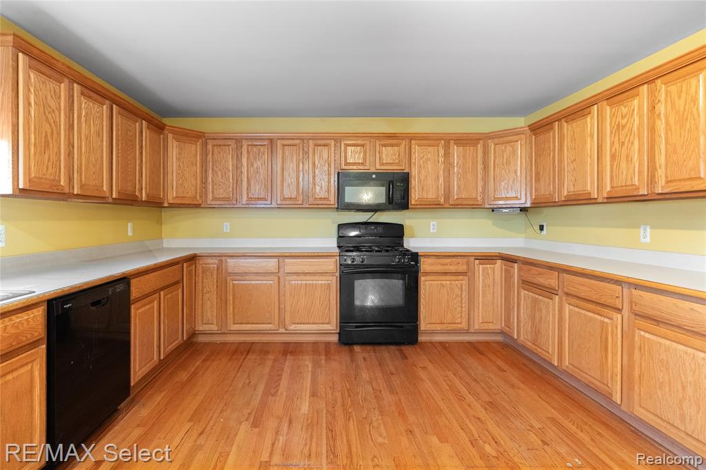 3948 Stoney Ridge Drive, Fort Gratiot, MI 48059 — Photo 22