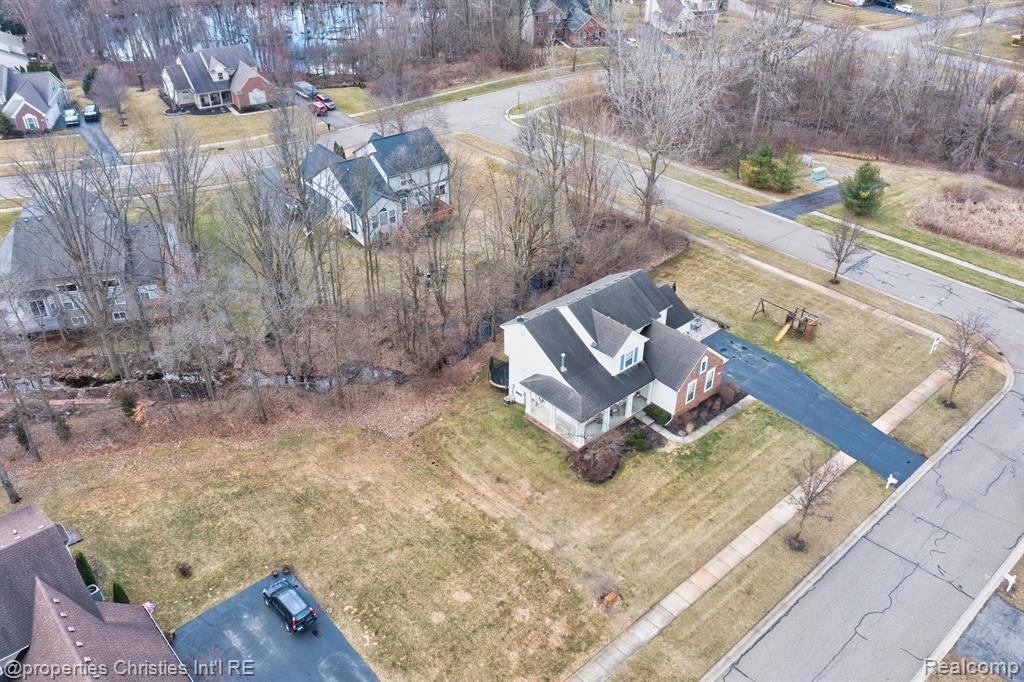 5946 OAK BEND Court, Howell, MI 48843 — Photo 66