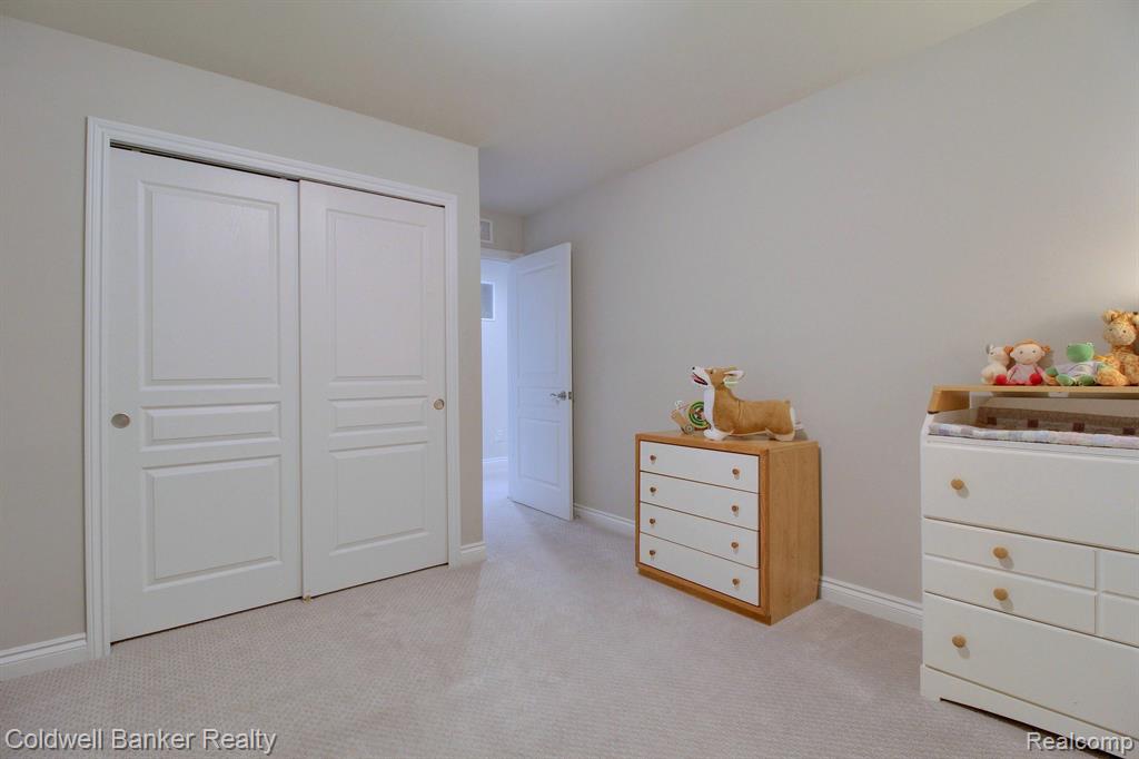 44298 BILLINGS Drive, Novi, MI 48377 — Photo 33