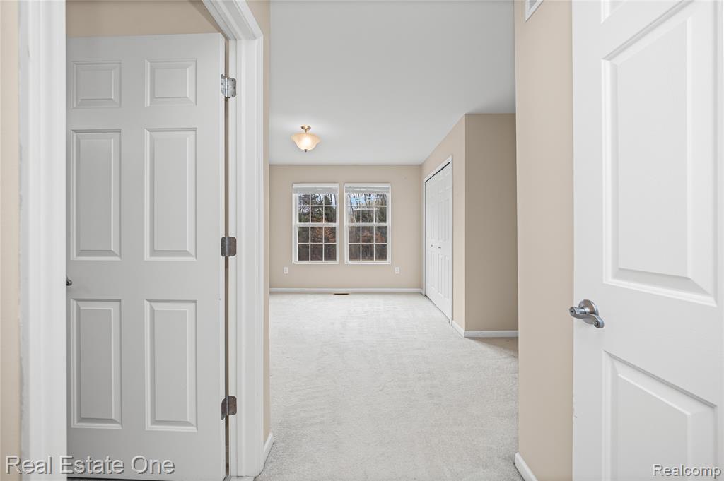 2283 Crystal Crossing Drive, Howell, MI 48843 — Photo 29