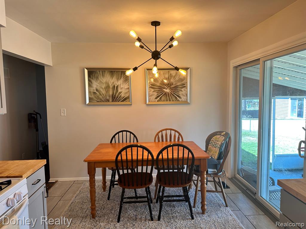 641 Coutant Street, Flushing, MI 48433 — Photo 7