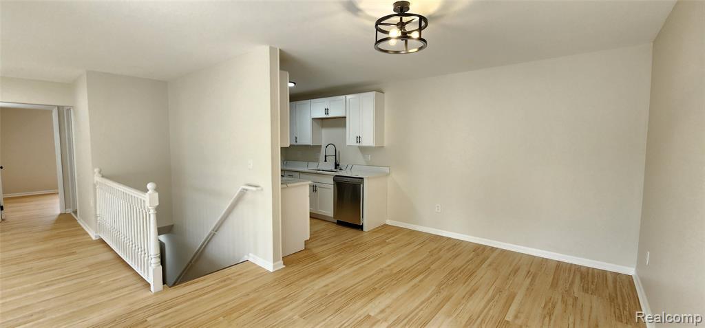40344 Newport Drive, Plymouth, MI 48170 — Photo 8