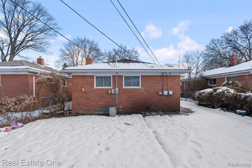 4114 Lincoln Boulevard, Dearborn Heights, MI 48125 — Photo 29