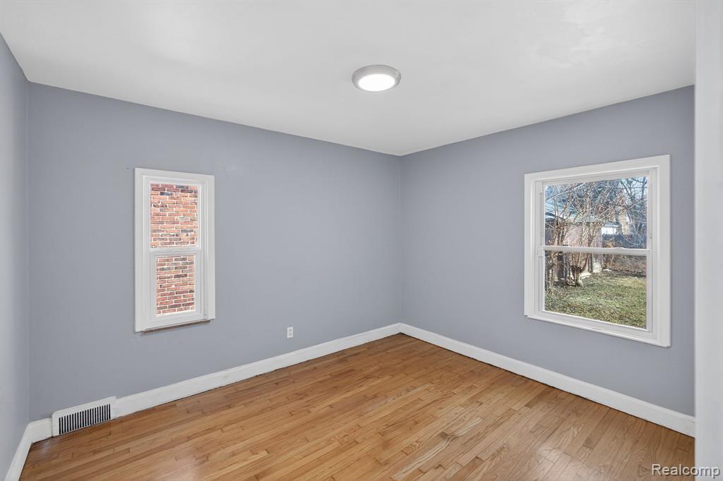 9988 Somerset Avenue, Detroit, MI 48224 — Photo 12