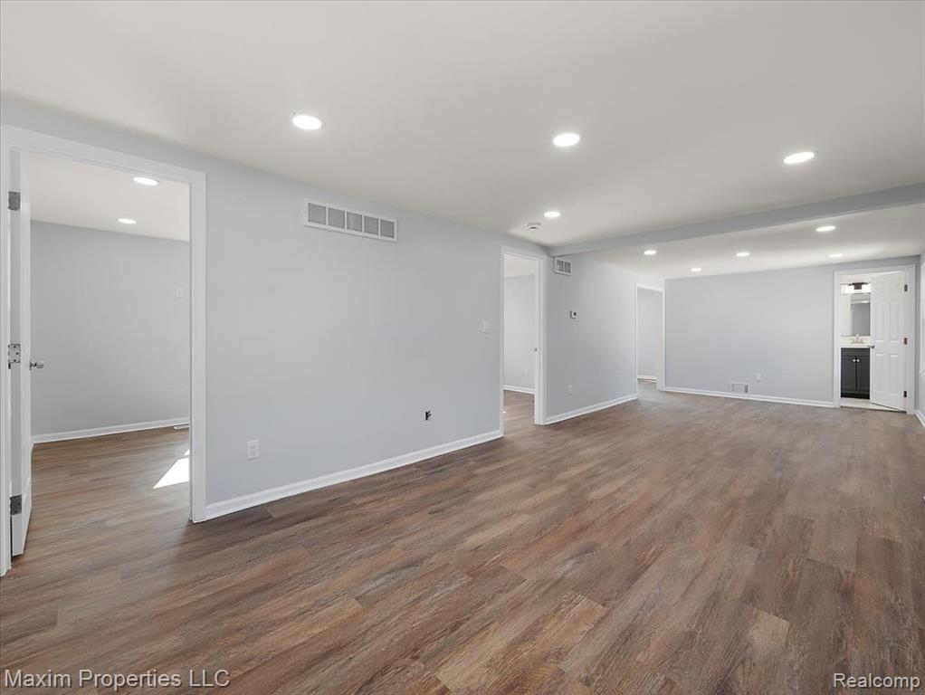 992 Parkwood Avenue, Ypsilanti, MI 48198 — Photo 19