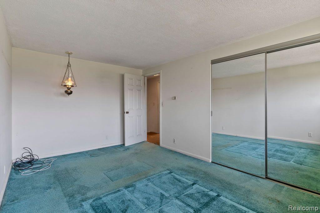 4302 ESTA Drive, Flint, MI 48506 — Photo 18