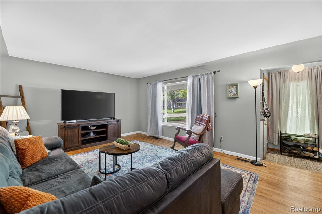 64400 Tipperary Drive, Washington, MI 48095 — Photo 11