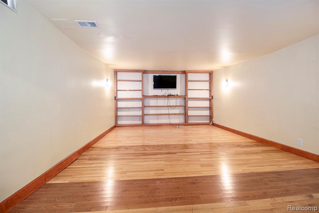 9088 W Liberty Road, Ann Arbor, MI 48103 — Photo 25