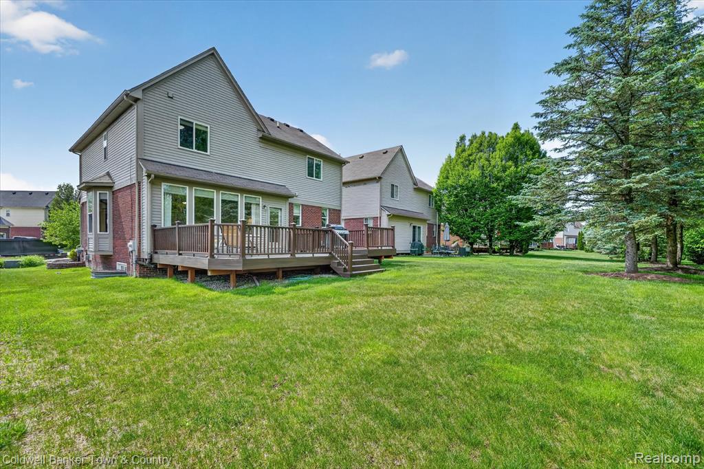 28294 Cottage Lane, New Hudson, MI 48165 — Photo 47