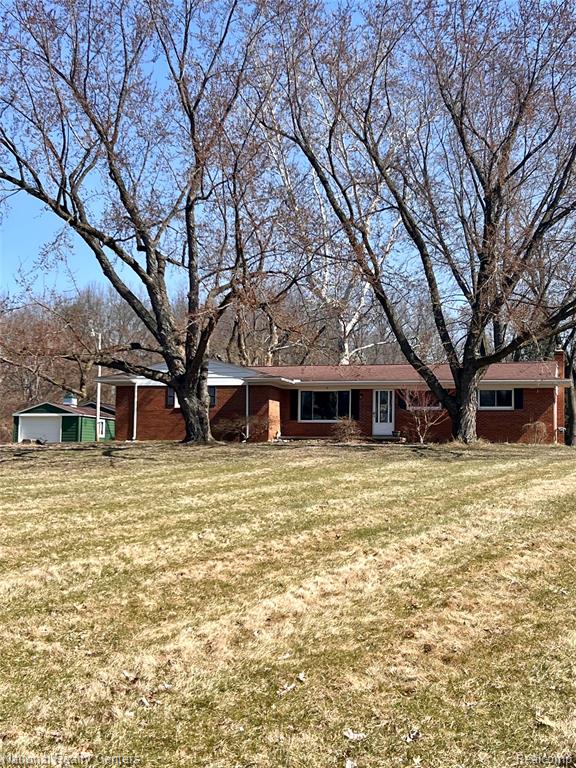 1900 N Hughes Road, Howell, MI 48843 — Photo 50