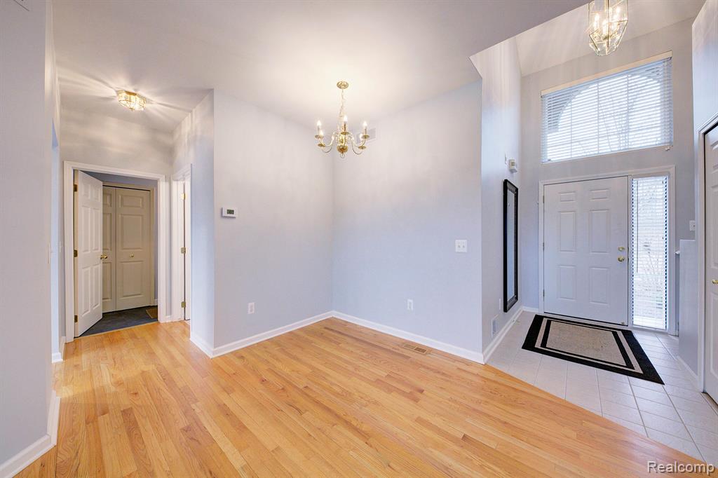 443 CONCORD Drive, Canton, MI 48188 — Photo 4