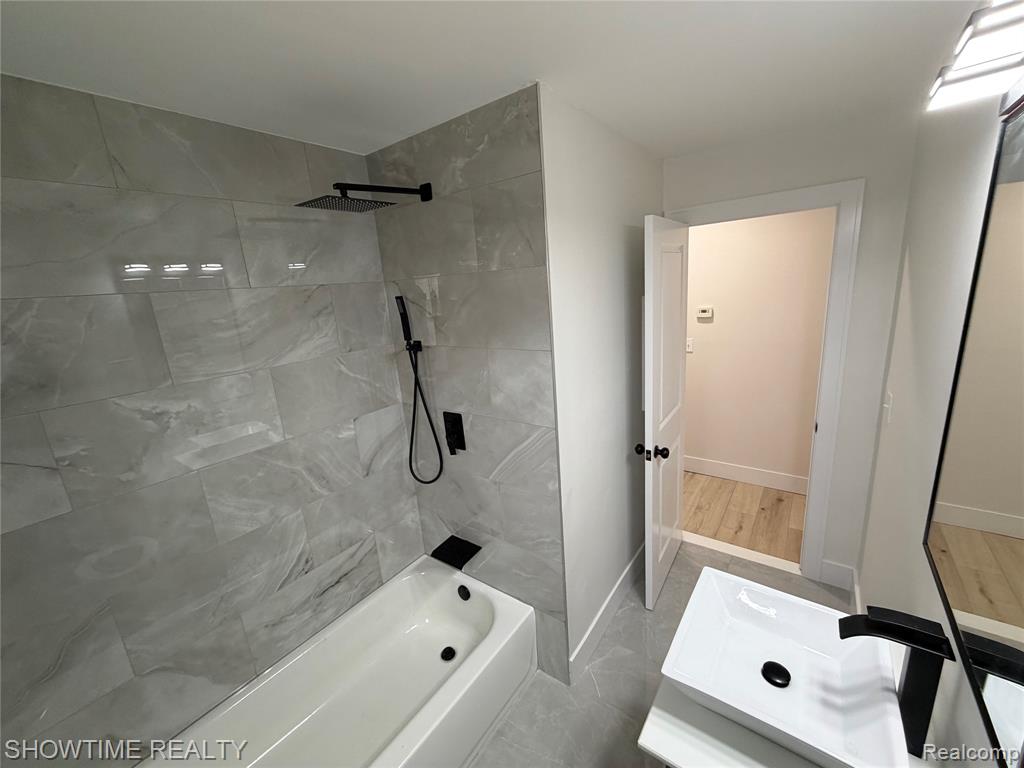12200 Helen Street, Southgate, MI 48195 — Photo 7
