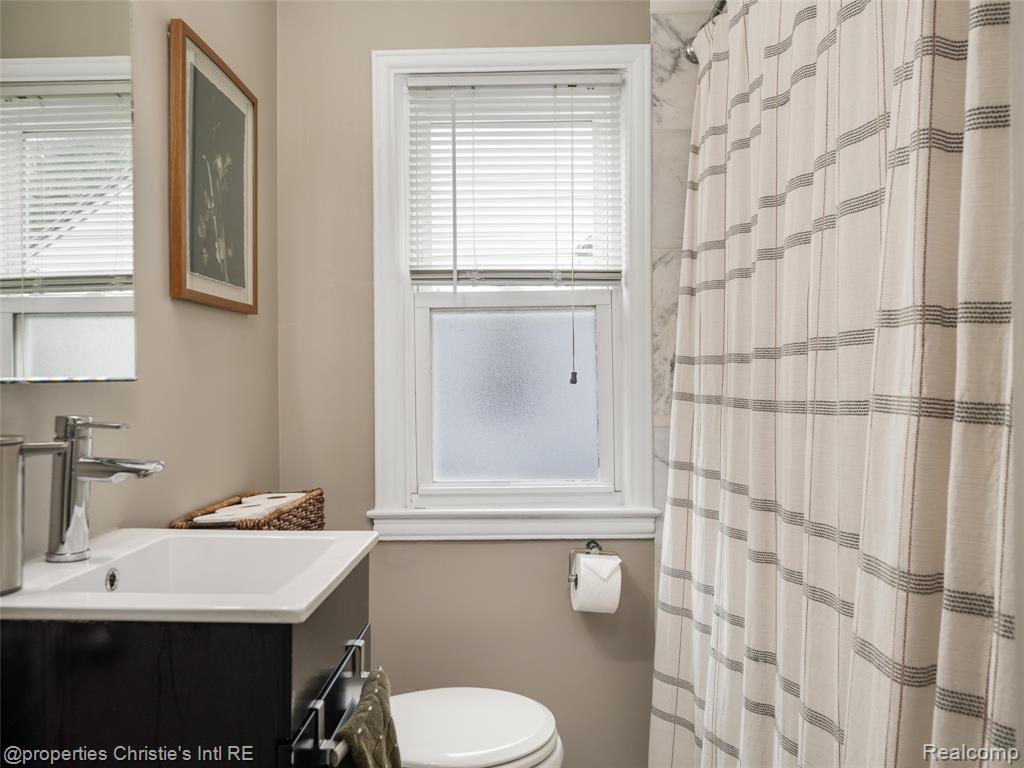 1864 Cummings Avenue, Berkley, MI 48072 — Photo 13