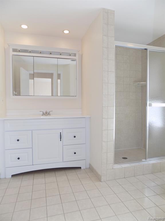 7158 PEBBLE PARK Drive, West Bloomfield, MI — Photo 24