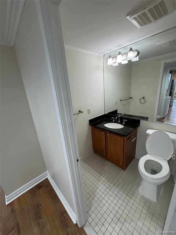 3320 Spinnaker Lane, 18C, Detroit, MI 48207 — Photo 24