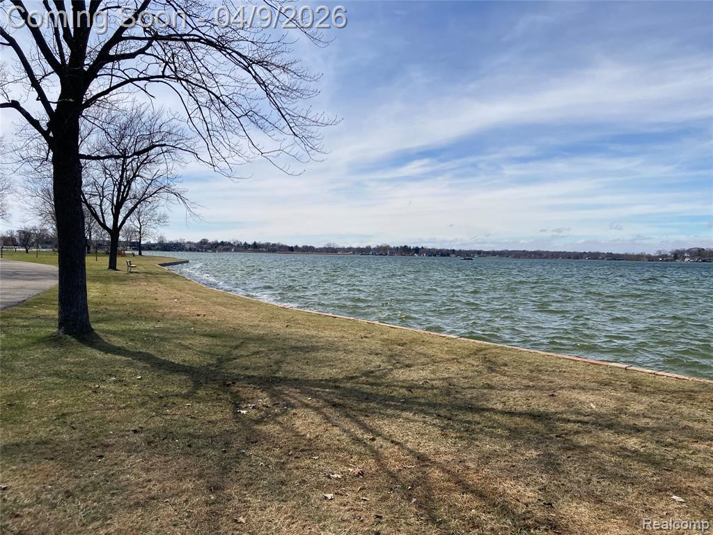 2375 Avondale Street W, Keego Harbor, MI 48320 — Photo 36