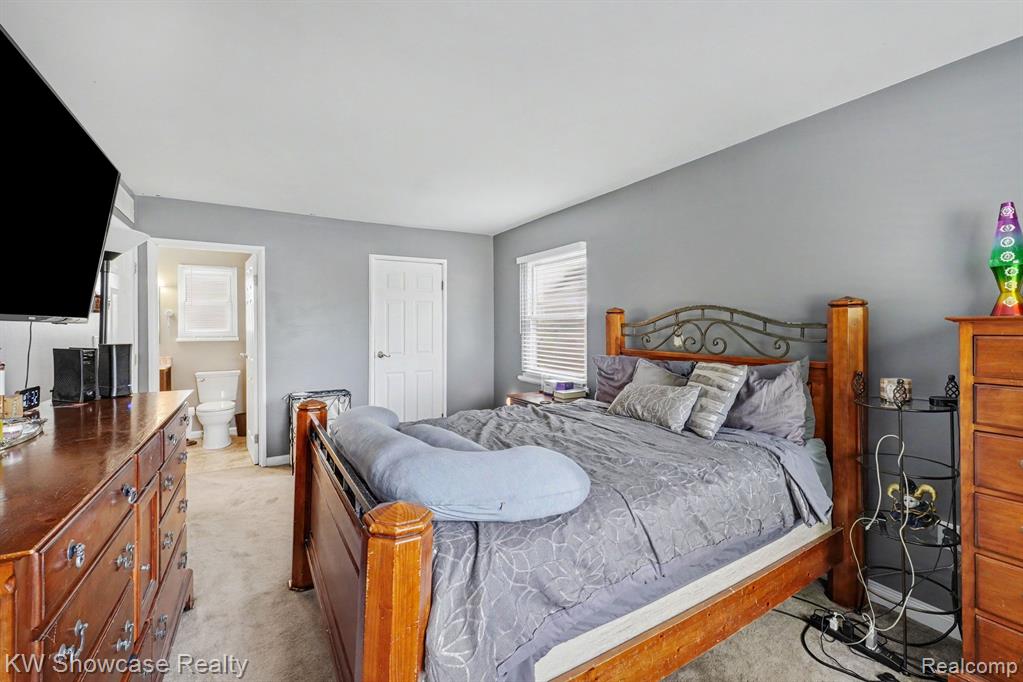 40652 Village Wood Road, Novi, MI — Photo 13