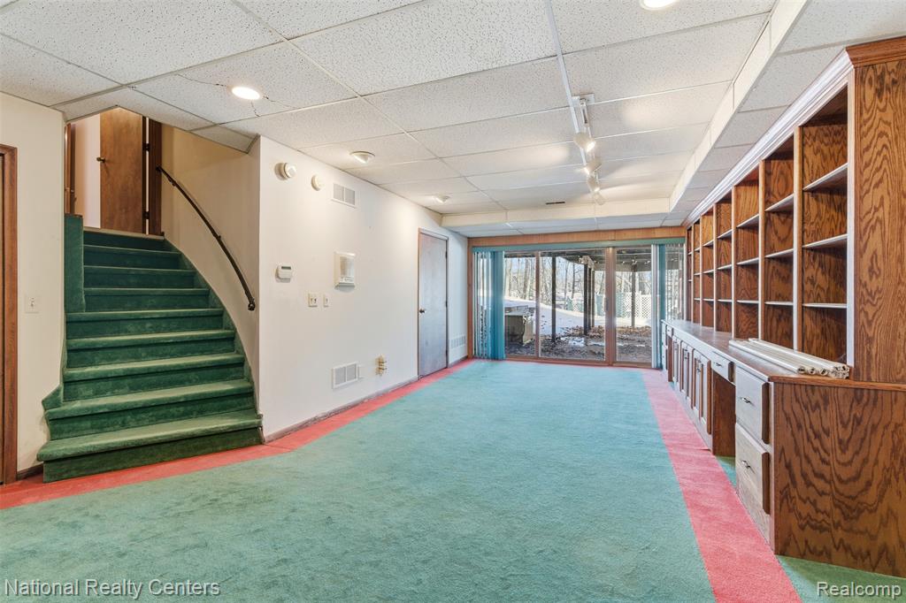 4710 Cove Road, West Bloomfield, MI 48323 — Photo 20