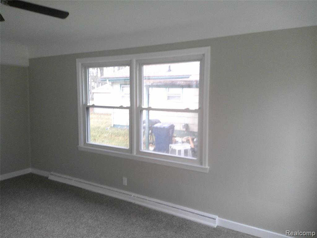 4502 Huckleberry Lane, Flint, MI 48507 — Photo 6