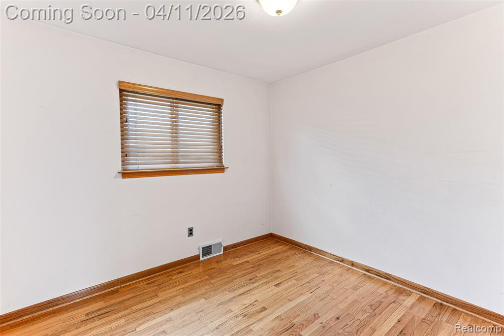 4012 Weddell Street, Dearborn Heights, MI 48125 — Photo 12