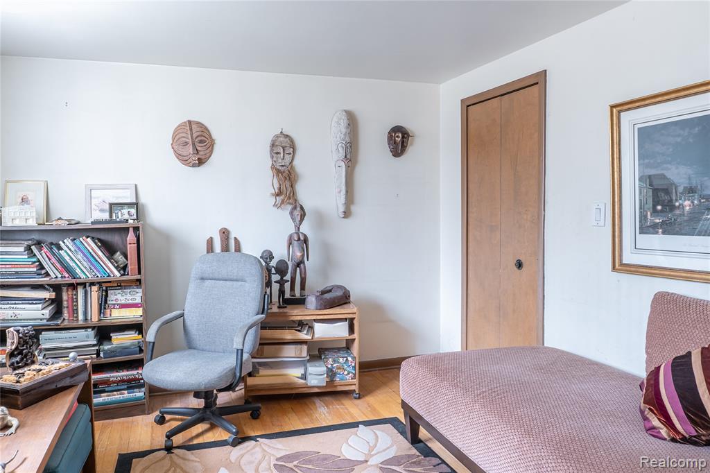 8362 Sunburst, Center Line, MI 48015 — Photo 43