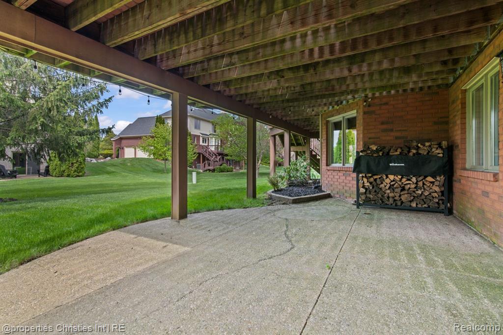 48252 BINGHAMPTON, Northville, MI 48168 — Photo 47