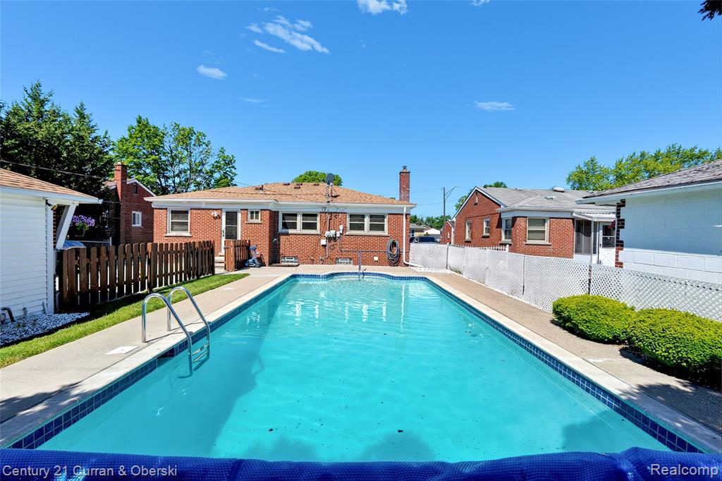 8224 N Evangeline Street, Dearborn Heights, MI 48127 — Photo 37